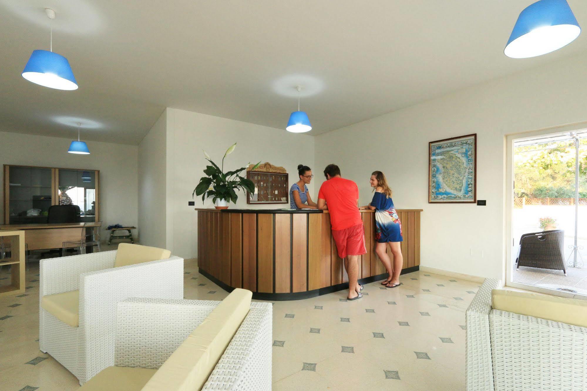 Hotel Residence Miramare Torre Vado Kültér fotó